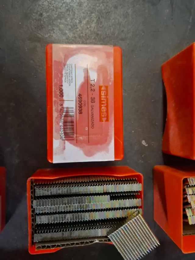 Pistola Clavos Ez-Fasten TN64  Clavos 25,38y 64 mm