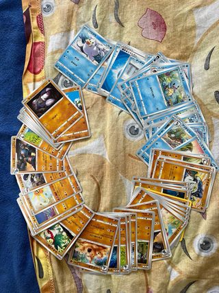 Lotto Collezione Pokémon Vintage & Moderno + album