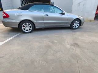 Mercedes-Benz  CLK 2004