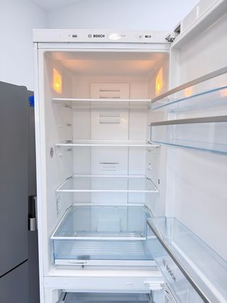 COMBI BOSCH 2MTS NOFROST A+++. SEMINUEVO