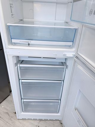 COMBI BOSCH 2MTS NOFROST A+++. SEMINUEVO