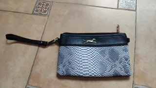 Bolsos de mano con estrellas y serpiente