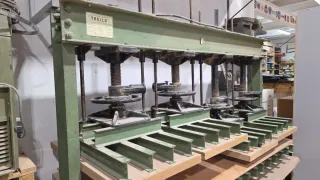 Prensa de carpintería de 4 husillos