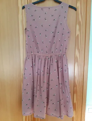 Vestido rosa Pull&Bear flores