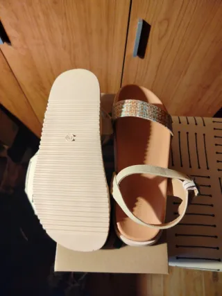 Sandalias mujer talla 40 beige nuevas