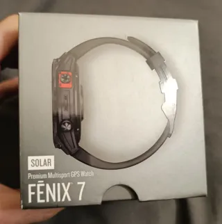 Caja y manuales Garmin Fenix 7 Solar