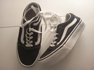 Vans Mujer Plataforma Negra Blanca