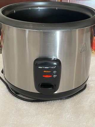 Olla Arrocera Eléctrica con Accesorios