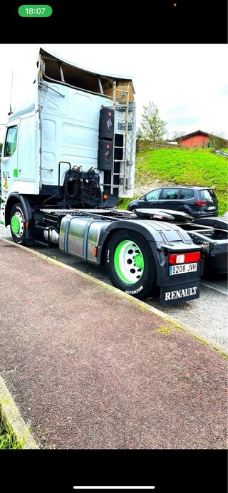 Se vende Renault Trucks Premium 460 DXI 2013
