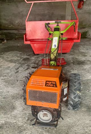 Motocultor Agria 7713-L con remolque basculante