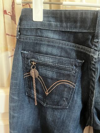 Vaqueros Levi's Slim Azules (cremallera rota)