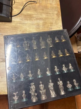 Pezzi di Scacchi Donna in Bronzo