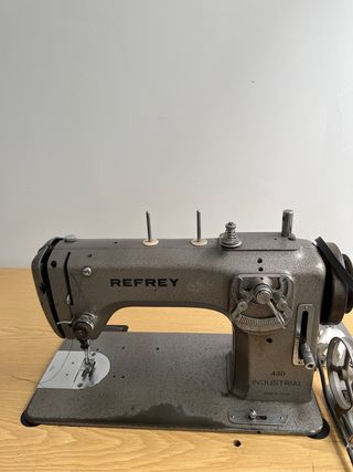 Máquina coser Refrey 430 semi-industrial