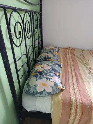 Estructura Cama Forjada IKEA (somier) + colchon