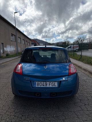 Renault Megane RS F1 team