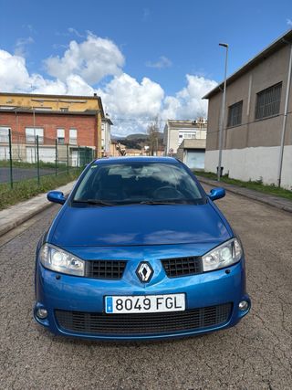 Renault Megane RS F1 team