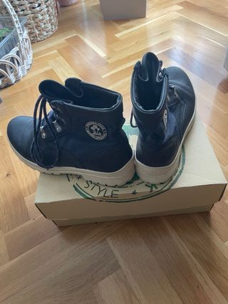 Botas Panama Jack azul marino