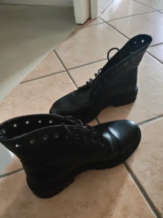 Anfibi neri donna n.39