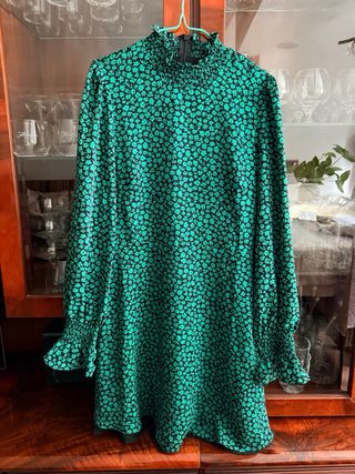 Vestido verde estampado floral