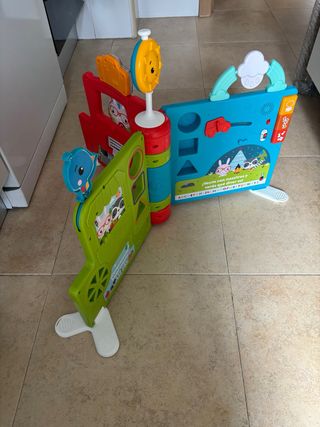 Libro historias sienta y levanta Fisher-price