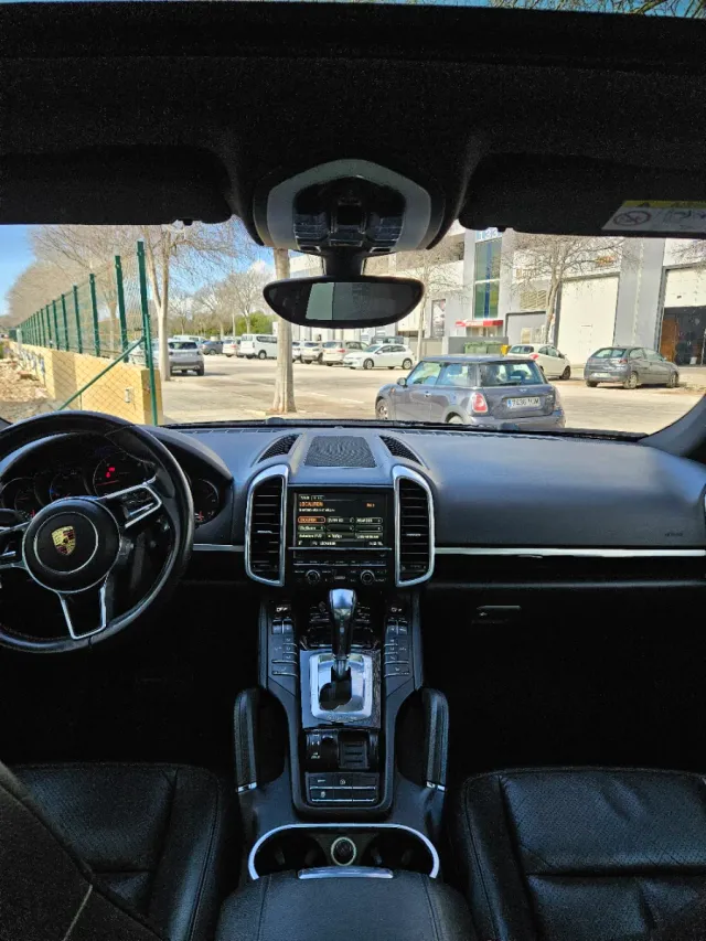 Porsche Cayenne 2015