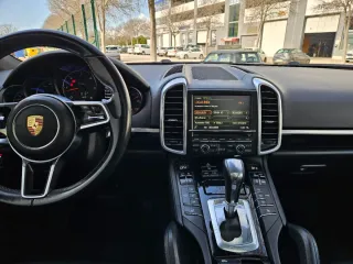 Porsche Cayenne 2015