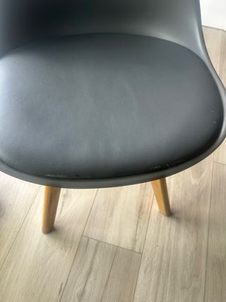 Juego de 4 sillas grises