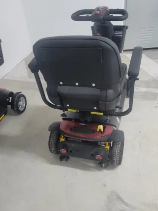 Scooter eléctrico casi nuevo