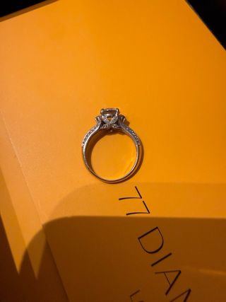 Anillo diamante 1.5ct IGI oro blanco 18k