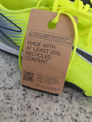 Botas de fútbol Nike multitaco Talla 44'5-US 10'5