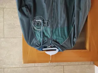 Chaqueta Desigual gris y turquesa