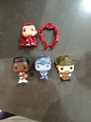 Funko Pop, dustin Up side down, lucas, hopper 11