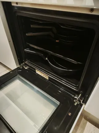 Horno empotrable Aspes blanco