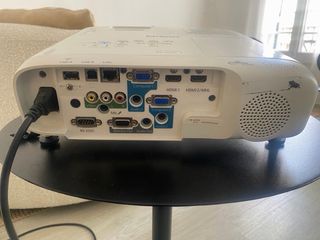 Proyector Epson EB-2042 Blanco alta gama