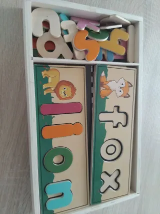 Juego de letras y animales para niños
