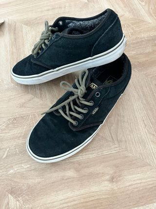 Zapatillas Vans Negras/Azul Oscuro