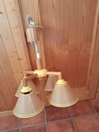 Lámpara de techo madera y metal