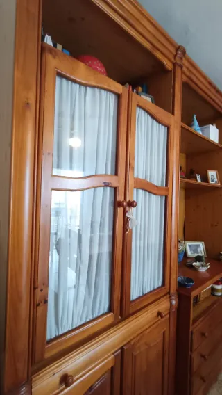 Mueble Bar Salón Madera Maciza Vitrinas