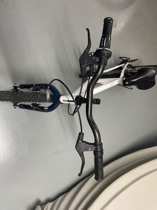 Bicicleta infantil blanca