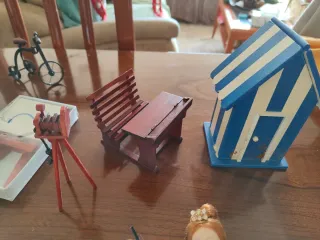 Vecchie bambole in porcellana