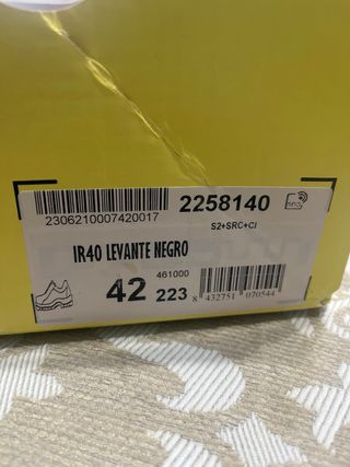 Zapatillas de seguridad FAL negras