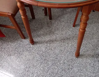 Mesa redonda madera y cristal + 4 sillas