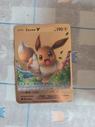 Carta Pokémon Eevee V Dorada SWSH065