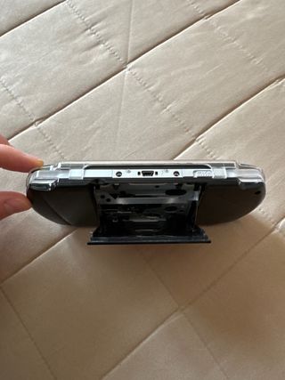 PSP 3000 Negra y 8 juegos