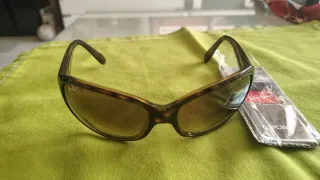 Gafas de sol Ray-Ban RB 4118 Marrón