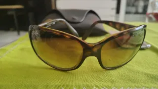 Gafas de sol Ray-Ban RB 4118 Marrón