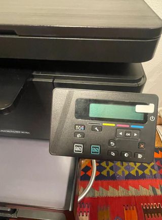 Impresora HP Color LaserJet Pro MFP M176n