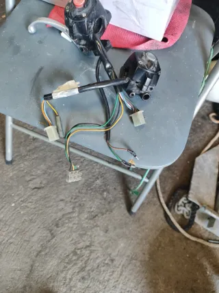 Yamaha  yoc (intermitente, luces)