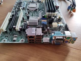 Placa base HP con micro y RAM