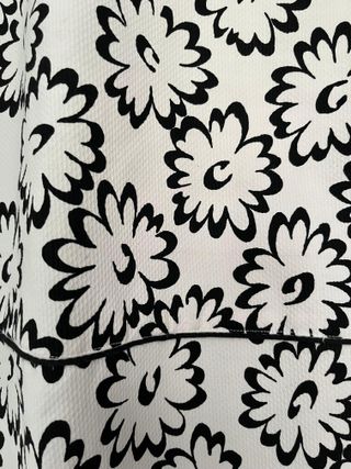 Falda vintage flores negras